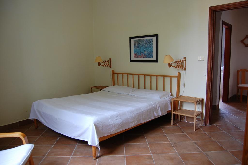 Farmstay La Morella Battipaglia Værelse billede