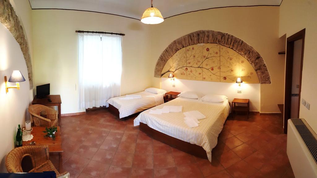 Farmstay La Morella Battipaglia Eksteriør billede