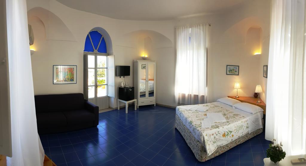 Farmstay La Morella Battipaglia Eksteriør billede
